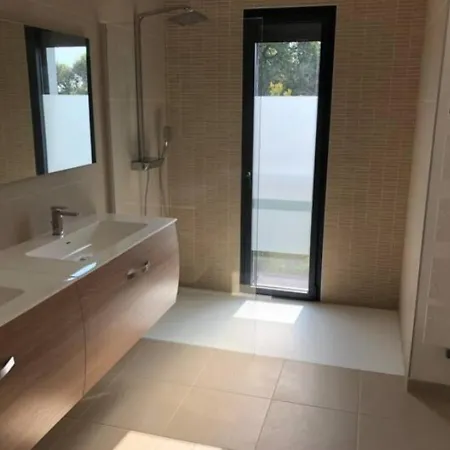 Maison Vaux-sur-mer, 8 Pieces, 12 Personnes - Fr-1-539-17 * Vaux-sur-Mer
